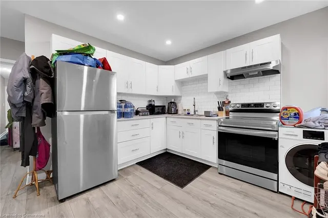 Additional image 10 of 76 Wellington St N/S St