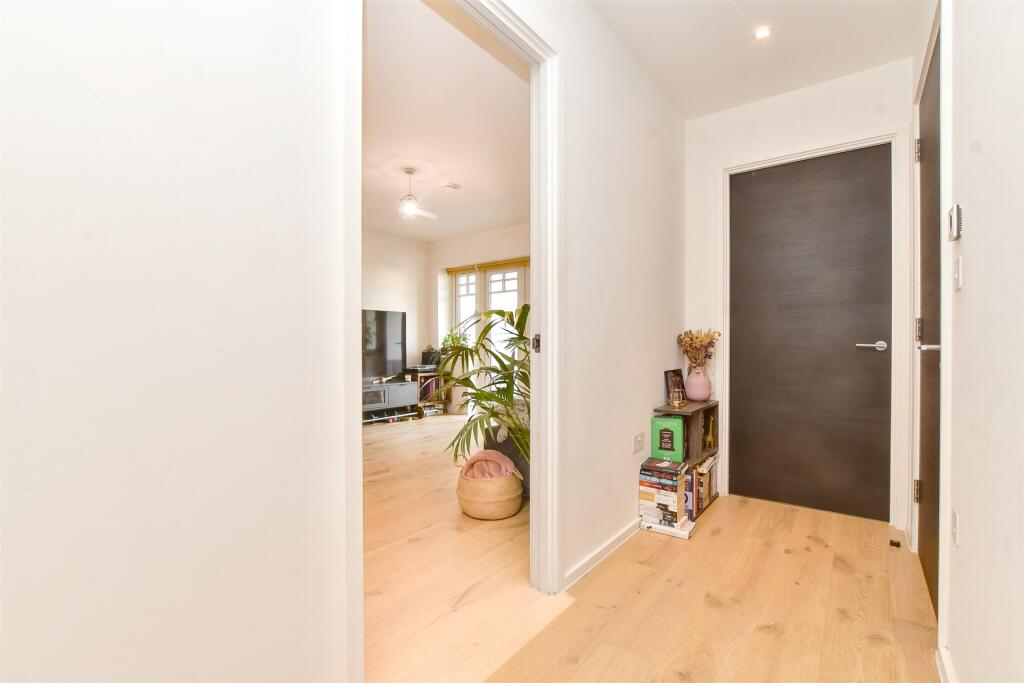 Additional image 10 of Woodcote Valley Road, Purley, Surrey