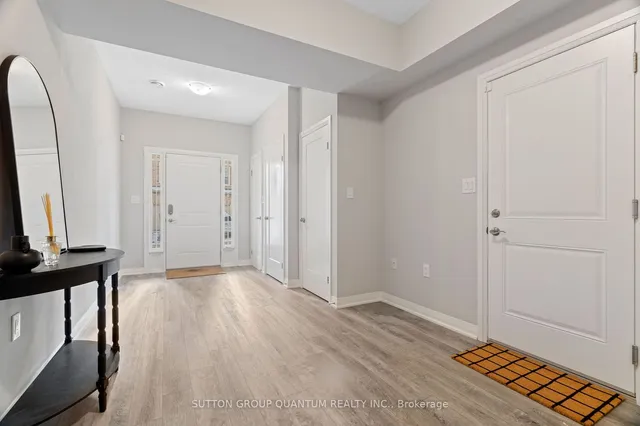 Additional image 3 of 35 Laguna Village Cres