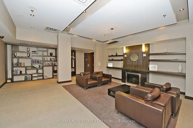 Additional image 31 of 50 Absolute Ave Unit 303