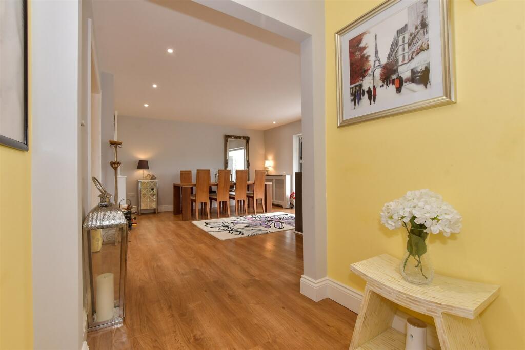 Additional image 4 of Cumberland Avenue, Broadstairs, Kent