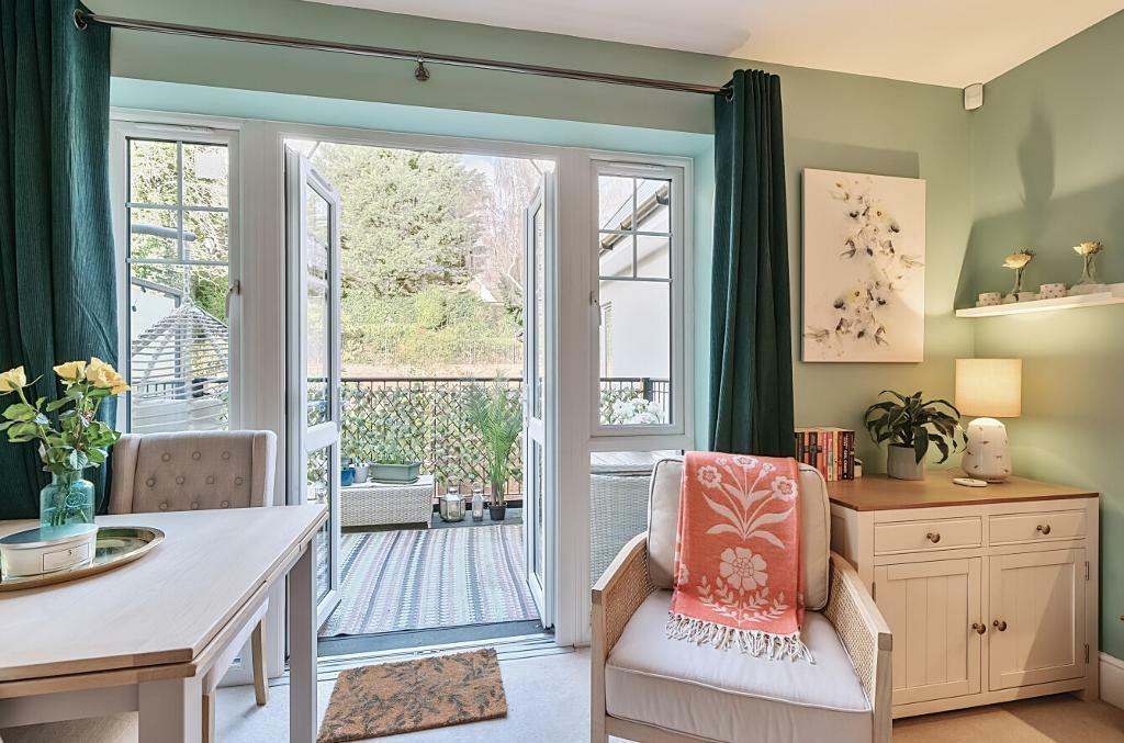 Additional image 27 of Foxley Lane, Verdun Heights, Purley, Surrey, CR8 3ER