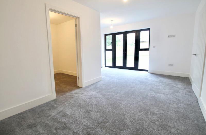 Additional image 8 of Walmer