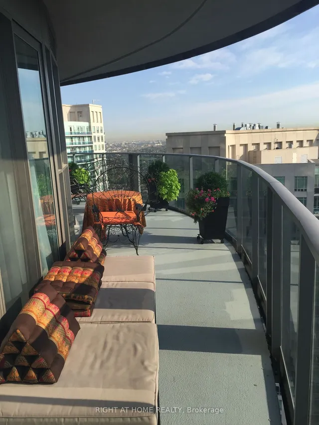 Additional image 25 of 60 Absolute Ave Unit 3301