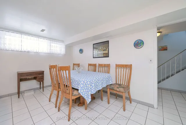 Additional image 18 of 4 Garden Ave