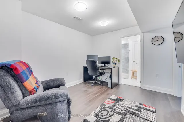 Additional image 32 of 503 Bellflower Crt