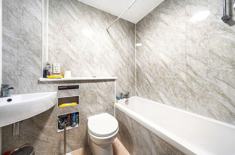 Additional image 6 of Fairbairn Close, Purley