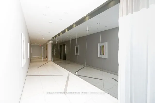 Additional image 33 of 55 Eglinton Ave Unit 405