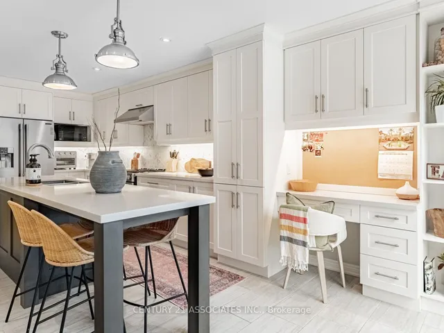 Additional image 10 of 137 Cove Cres