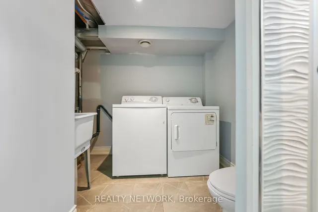 Additional image 21 of 27 Glengrove Ave
