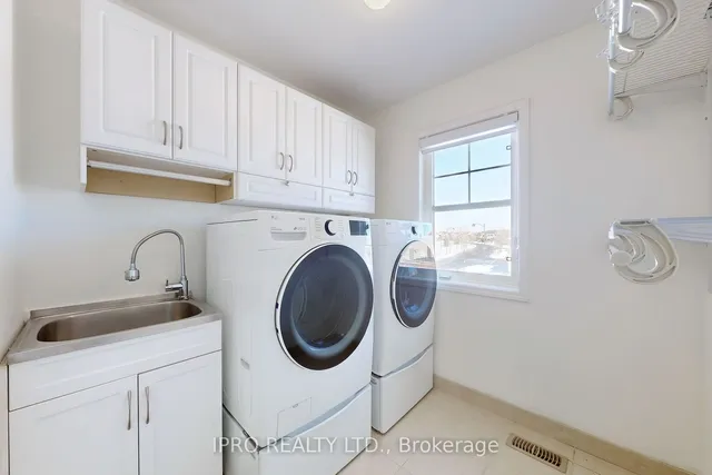 Additional image 33 of 730 Bolingbroke Dr