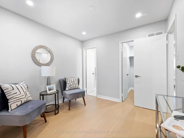 Additional image 23 of 4692 Owl Circ