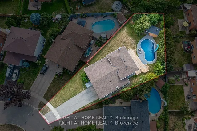 Additional image 35 of 690 Hillman Cres