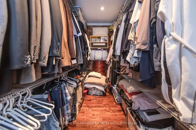 Additional image 26 of 56 Cameo St