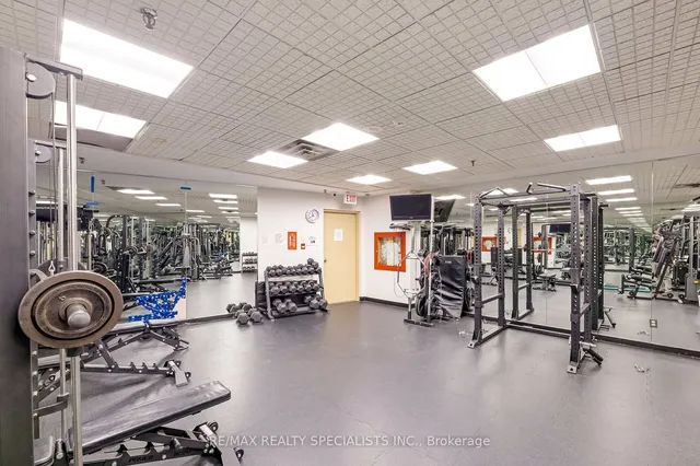 Additional image 31 of 50 Eglinton Ave Unit 501