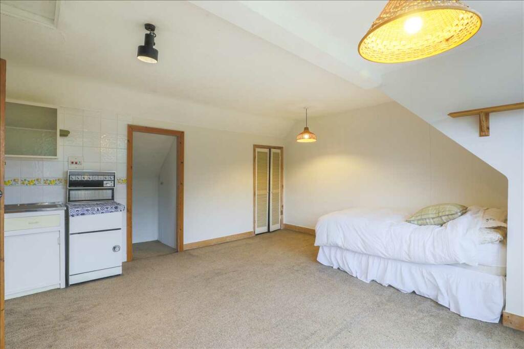 Additional image 15 of Plough Lane