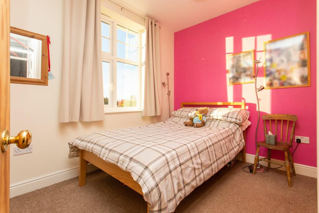 Additional image 18 of Dover Road, Guston, CT15