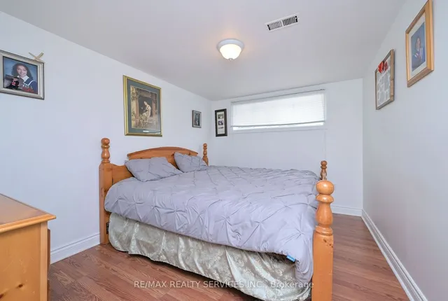 Additional image 19 of 4 Garden Ave