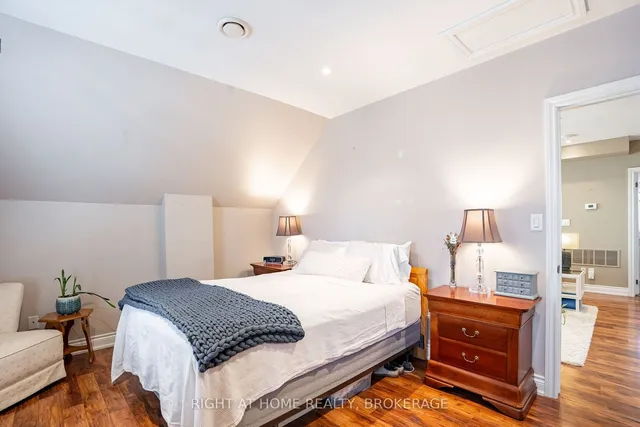 Additional image 6 of 6 32nd St