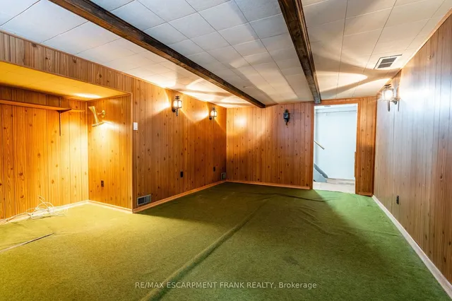 Additional image 38 of 83 Mountbatten Dr