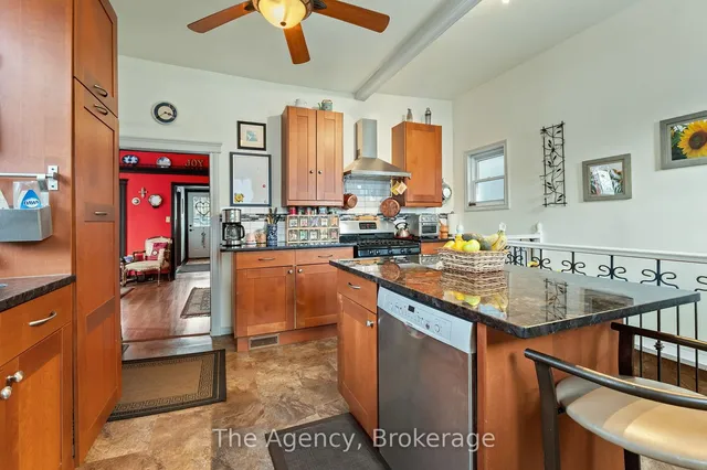Additional image 17 of 35 Jones St
