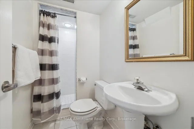 Additional image 32 of 2250 Rockingham Dr Unit 26