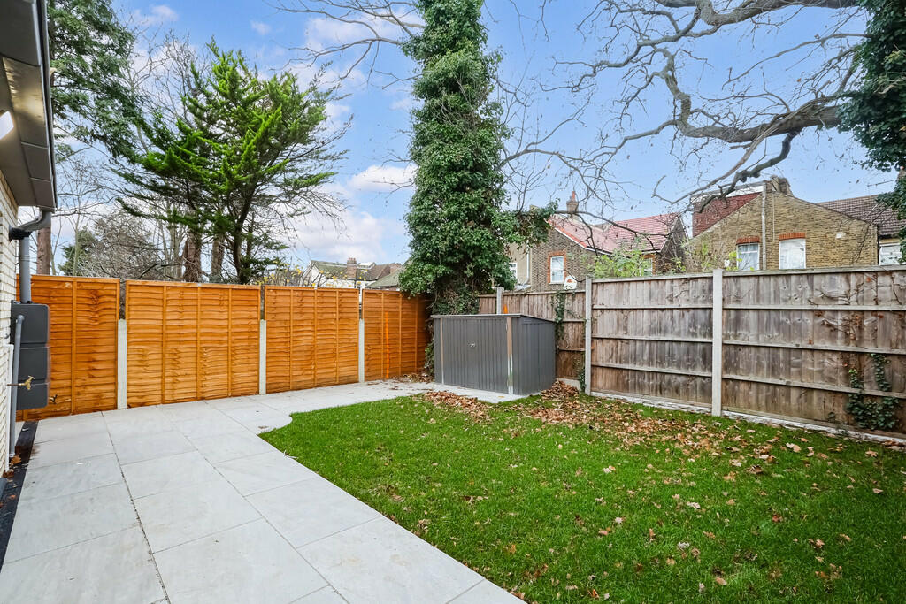 Additional image 15 of Dunheved Road North, Thornton Heath