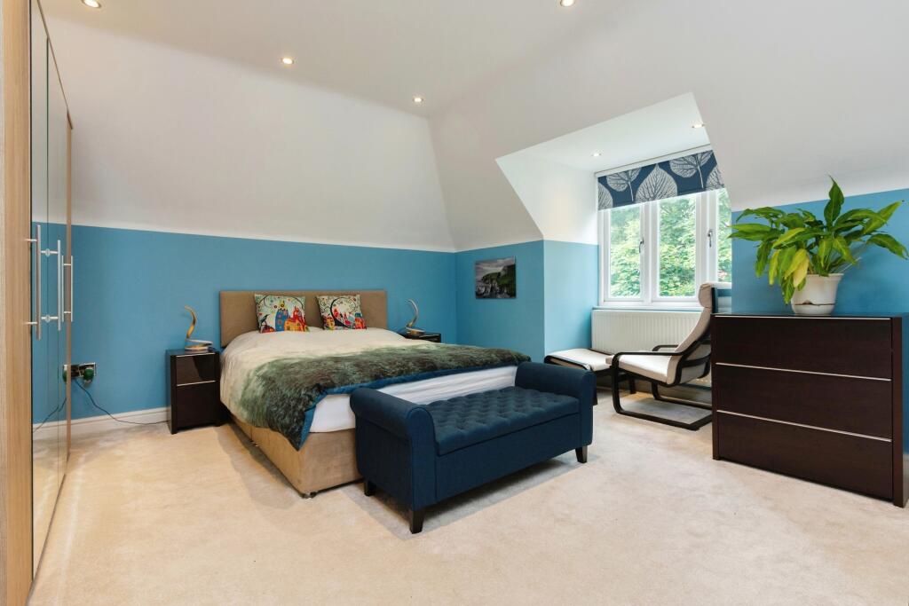 Additional image 7 of Sherwood Oaks, 13 Frensham Road, Kenley, Surrey, CR8