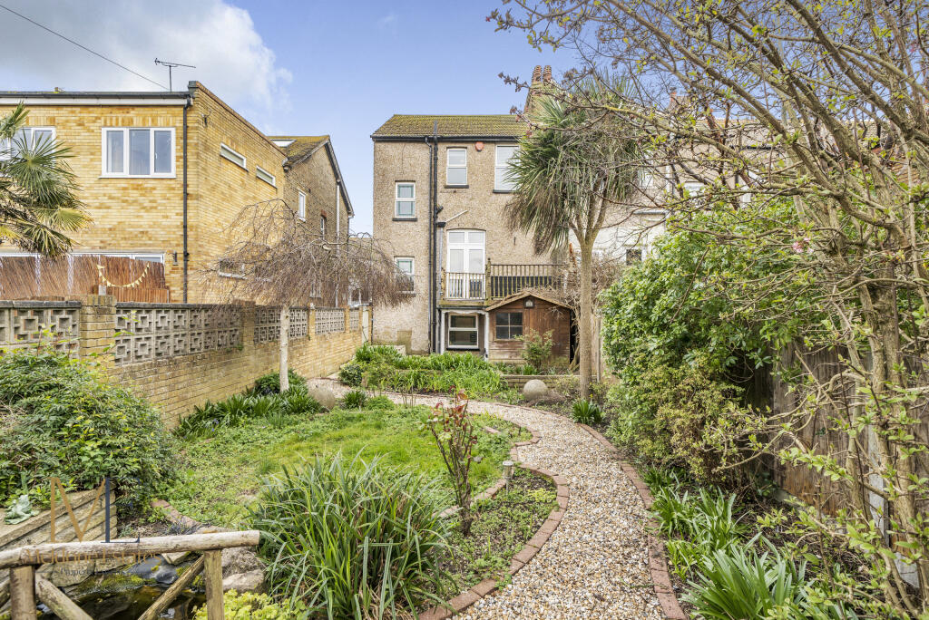 Additional image 23 of Percy Avenue, Broadstairs, Kent