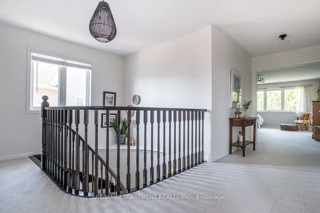 Additional image 30 of 120 Peer Crt