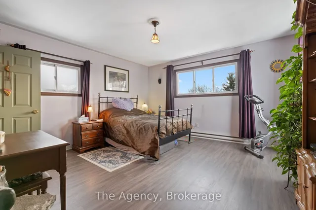 Additional image 23 of 35 Jones St