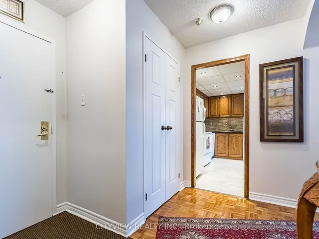 Additional image 4 of 3700 Kaneff Cres Unit 212