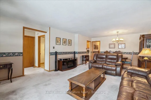 Additional image 5 of 3302 Victory Cres