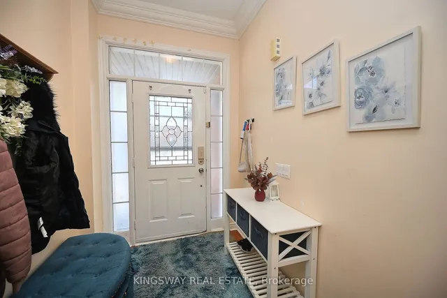 Additional image 4 of 918 Khan Cres