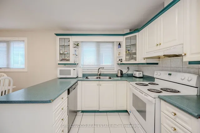 Additional image 15 of 924 Lovingston Cres