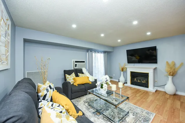 Additional image 9 of 211 Forum Dr Unit 107B