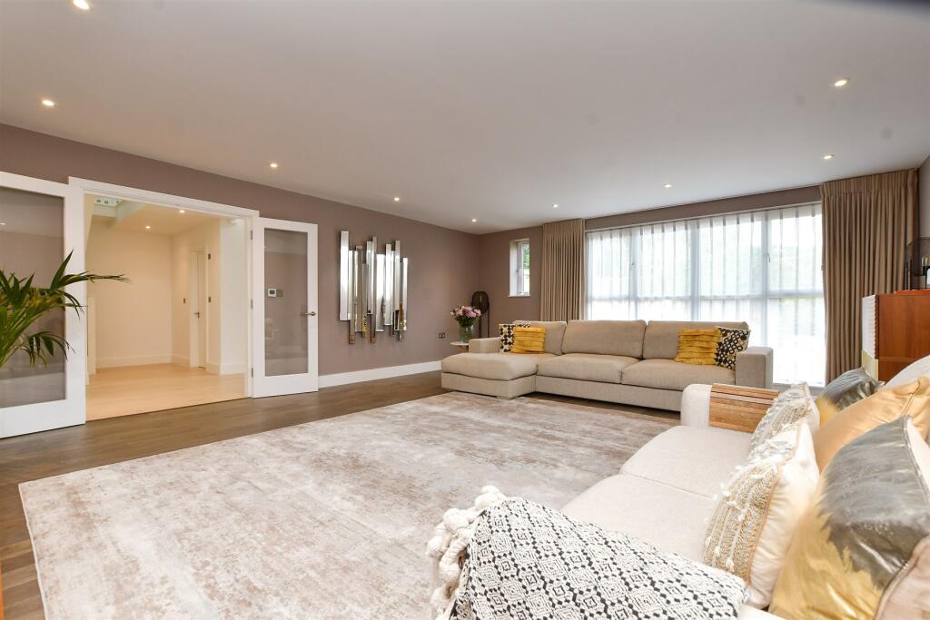 Additional image 4 of Box Ridge Avenue, Purley, Surrey