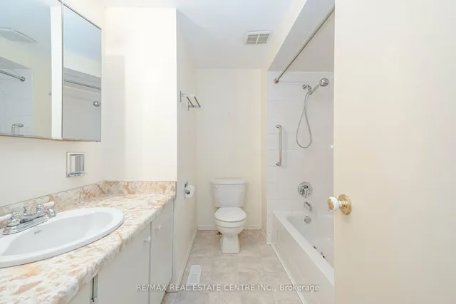 Additional image 19 of 4230 Fieldgate Dr Unit 26