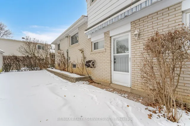 Additional image 32 of 34 Parkend Ave