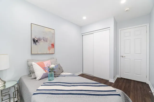 Additional image 39 of 114 Whitlock Ave