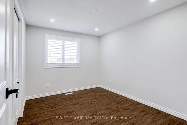 Additional image 22 of 2 Buffalo Crt