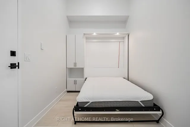 Additional image 9 of 2485 Taunton Rd Unit 451