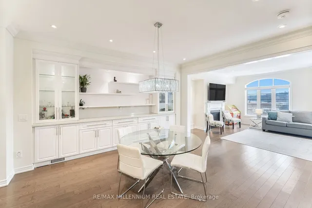 Additional image 35 of 542 Stream Cres