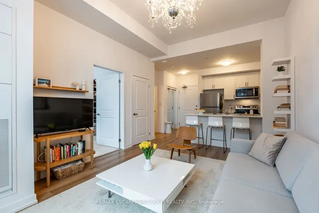 Additional image 16 of 470 Dundas St Unit 518