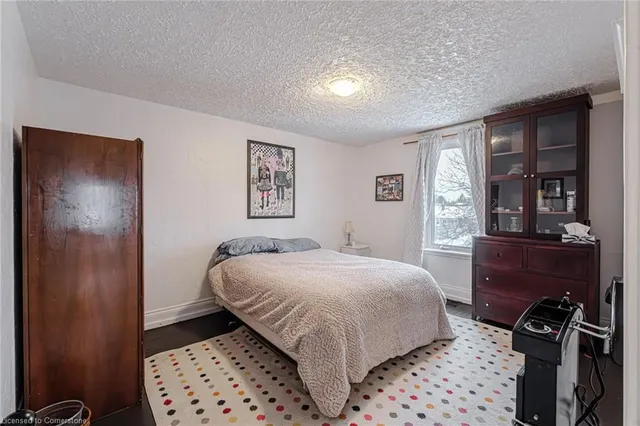 Additional image 35 of 62 East 23rd St