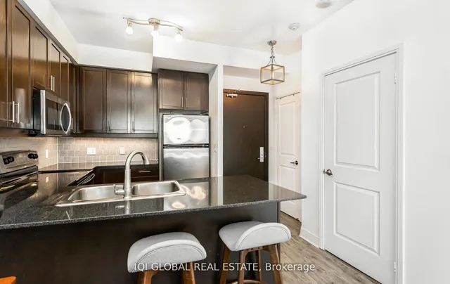 Additional image 19 of 70 Absolute Ave Unit 2410