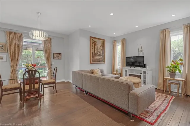 Additional image 9 of 93 Southshore Cres