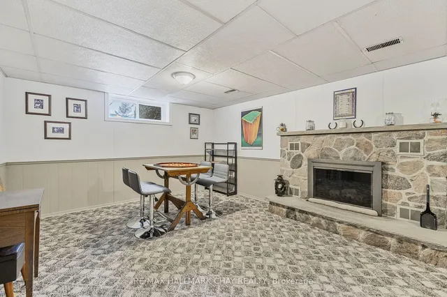 Additional image 27 of 405 Broadway Ave