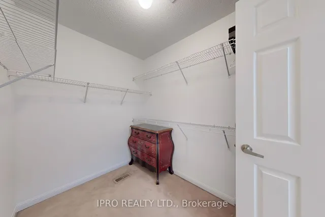 Additional image 24 of 730 Bolingbroke Dr