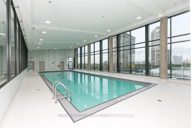 Additional image 40 of 55 Eglinton Ave Unit 405